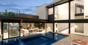 lightrail_SS38_led_illuminated_handrail_hawthorn